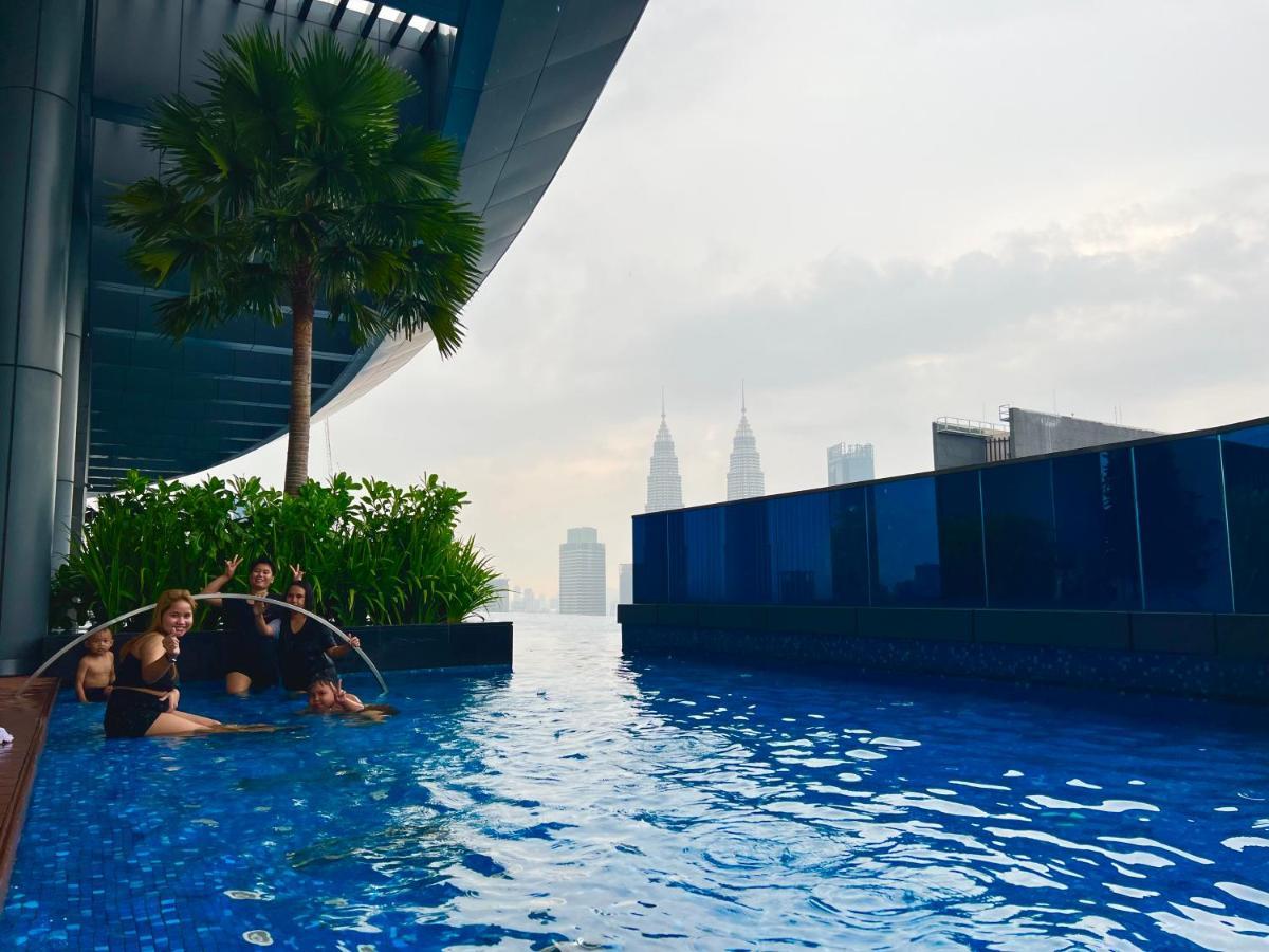 Crystal Suites At Eaton Klcc Куала Лумпур Екстериор снимка