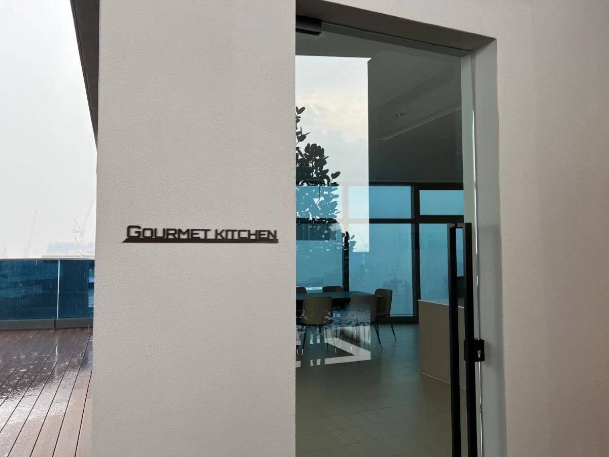 Crystal Suites At Eaton Klcc Куала Лумпур Екстериор снимка